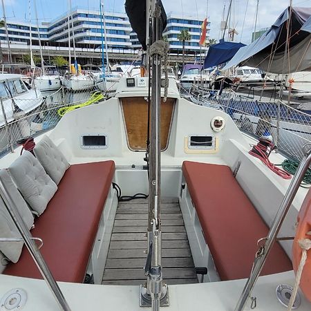 Experience On A Sailboat To Sleep Hotel Sant Adrià de Besòs Kültér fotó